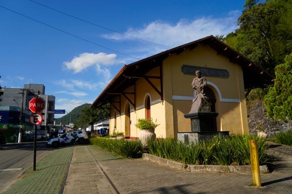 Estação da sede de Marechal Floriano por Fernando Madeira