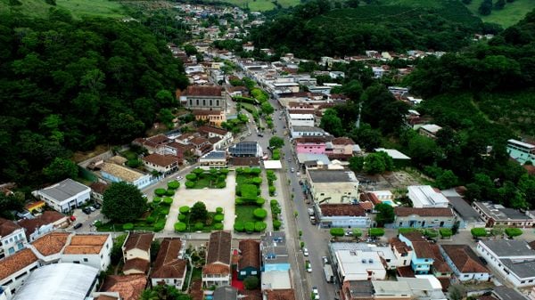 Matéria especial sobre ferrovias