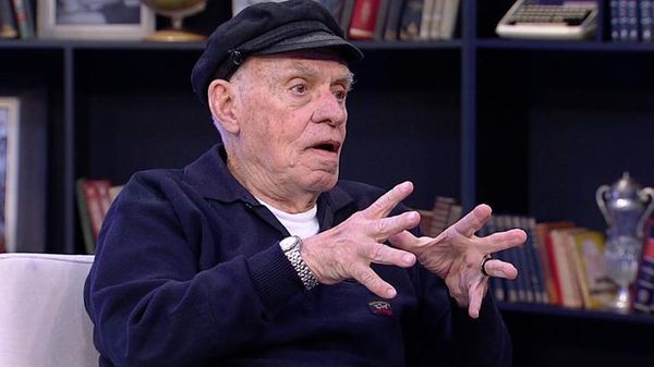 Sílvio Luiz acredita que é apenas uma questão de adaptar o ouvido ao timbre feminino