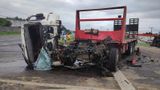 Colisão entre carretas deixa três feridos na BR 101 em Linhares(Viviane Maciel)