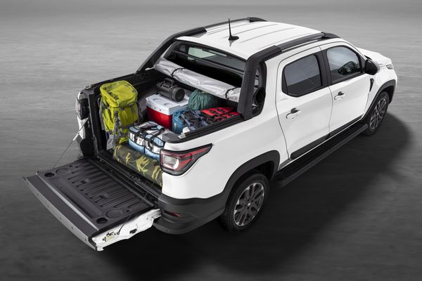 Picape Fiat Strada por Divulgação 