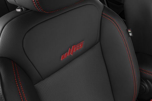 Fiat Strada ganha mais performance com motor turbo flex, novo design,
versão Ultra e edição limitada em sua linha 2024
