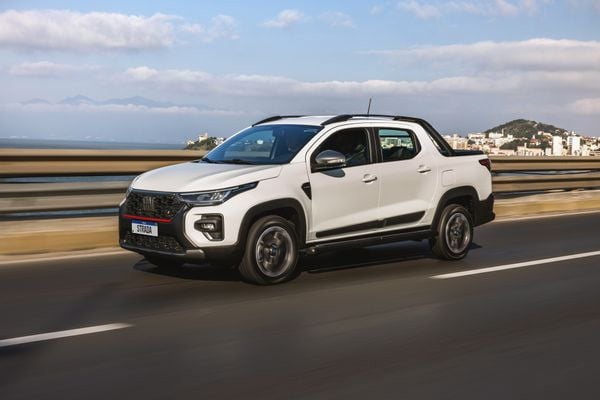 Fiat Strada ganha mais performance com motor turbo flex, novo design,
versão Ultra e edição limitada em sua linha 2024