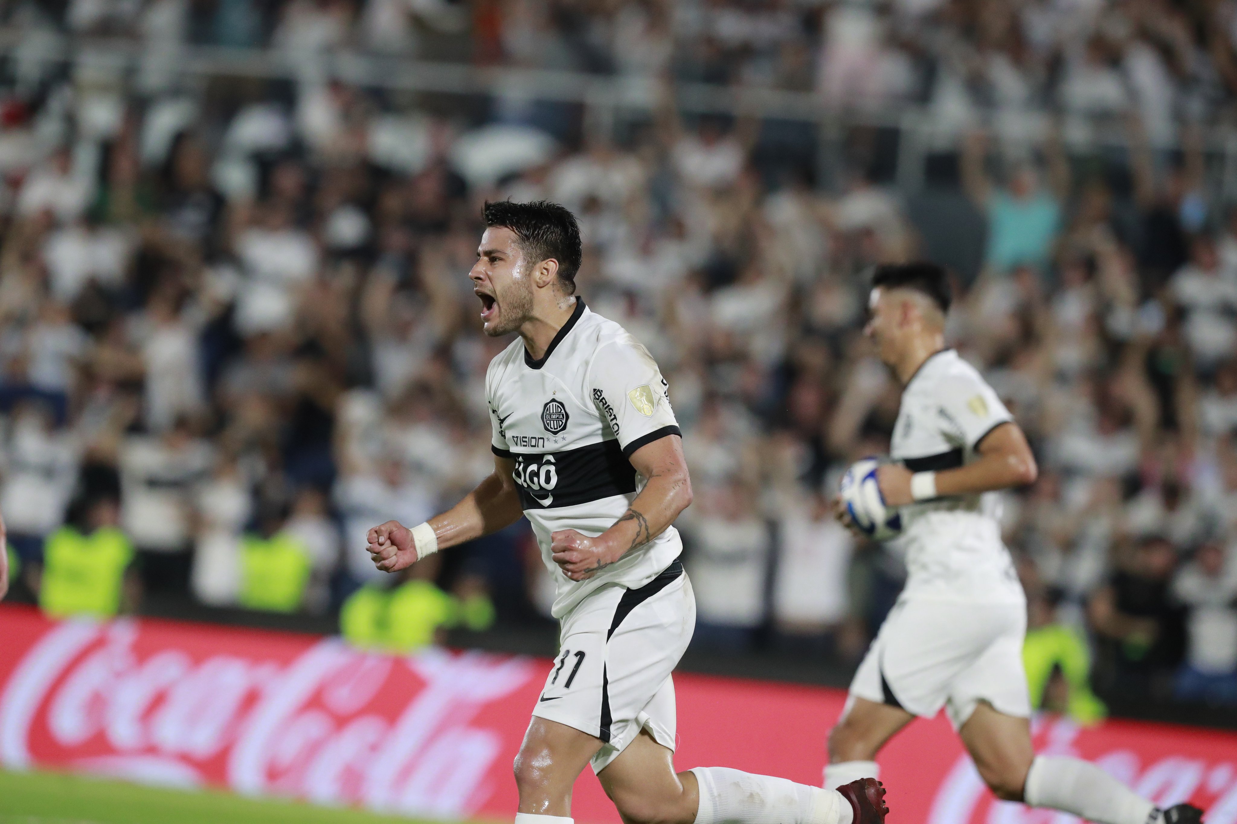 Flamengo vence Olimpia com gol de Bruno Henrique e leva vantagem nas  oitavas da Libertadores - Gazeta Esportiva