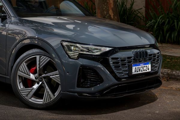 Audi Q8 e-tron