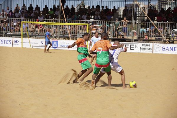 Final masculina entre Cariacica e Vila Velha por Fernando Madeira