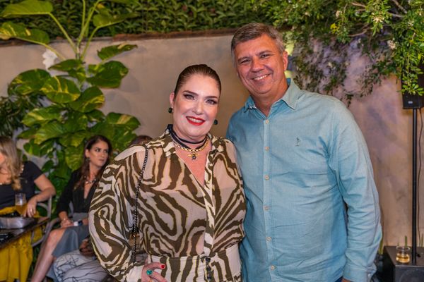 Jaque Devens e Francisco Carvalho