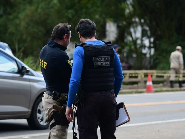  Polícia Civil foi chamada para a remoção do corpo de vítima em Fundão por Eduardo Madeira | A Gazeta