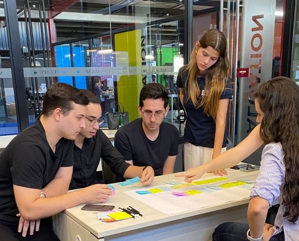 Jovens tiveram aprendizado teórico e prático sobre inovação