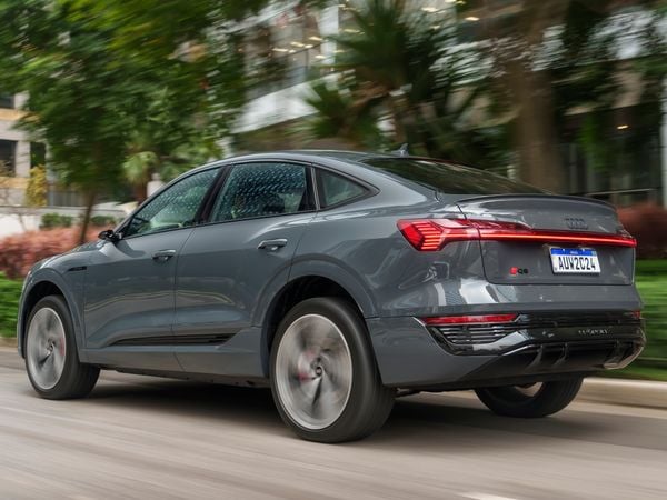Audi Q8 e-tron Sportback Launch Edition “Quattro”
