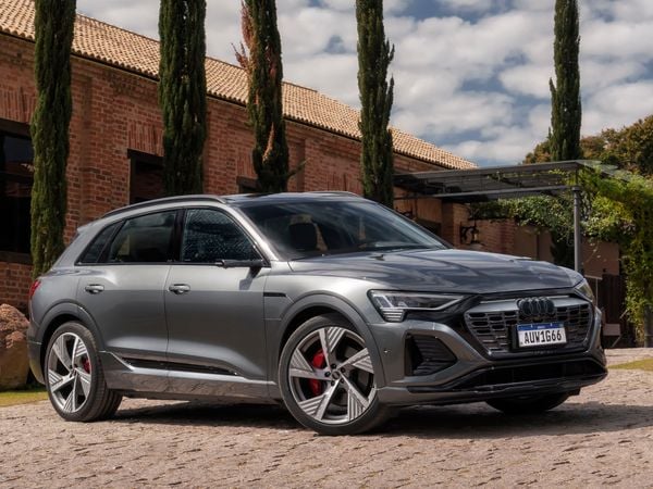 Audi Q8 e-tron Sportback Launch Edition “Quattro”
