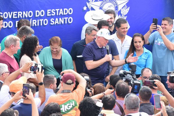 Cerimônia de inauguração do aquaviário em Cariacica é conduzida pelo governador Renato Casagrande por Ricardo Medeiros