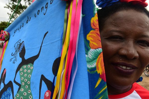Grupo de congo se apresentou na cerimônia de inauguração na estação da Prainha, em Vila Velha por Ricardo Medeiros 