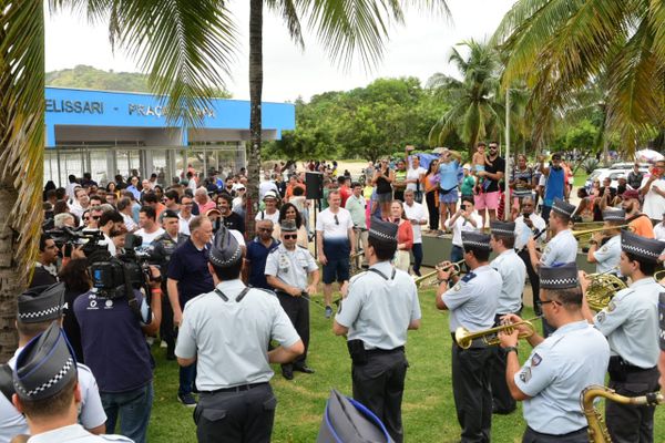 Inauguração do aquaviário na Praça do Papa contou com a banda da PM por Ricardo Medeiros