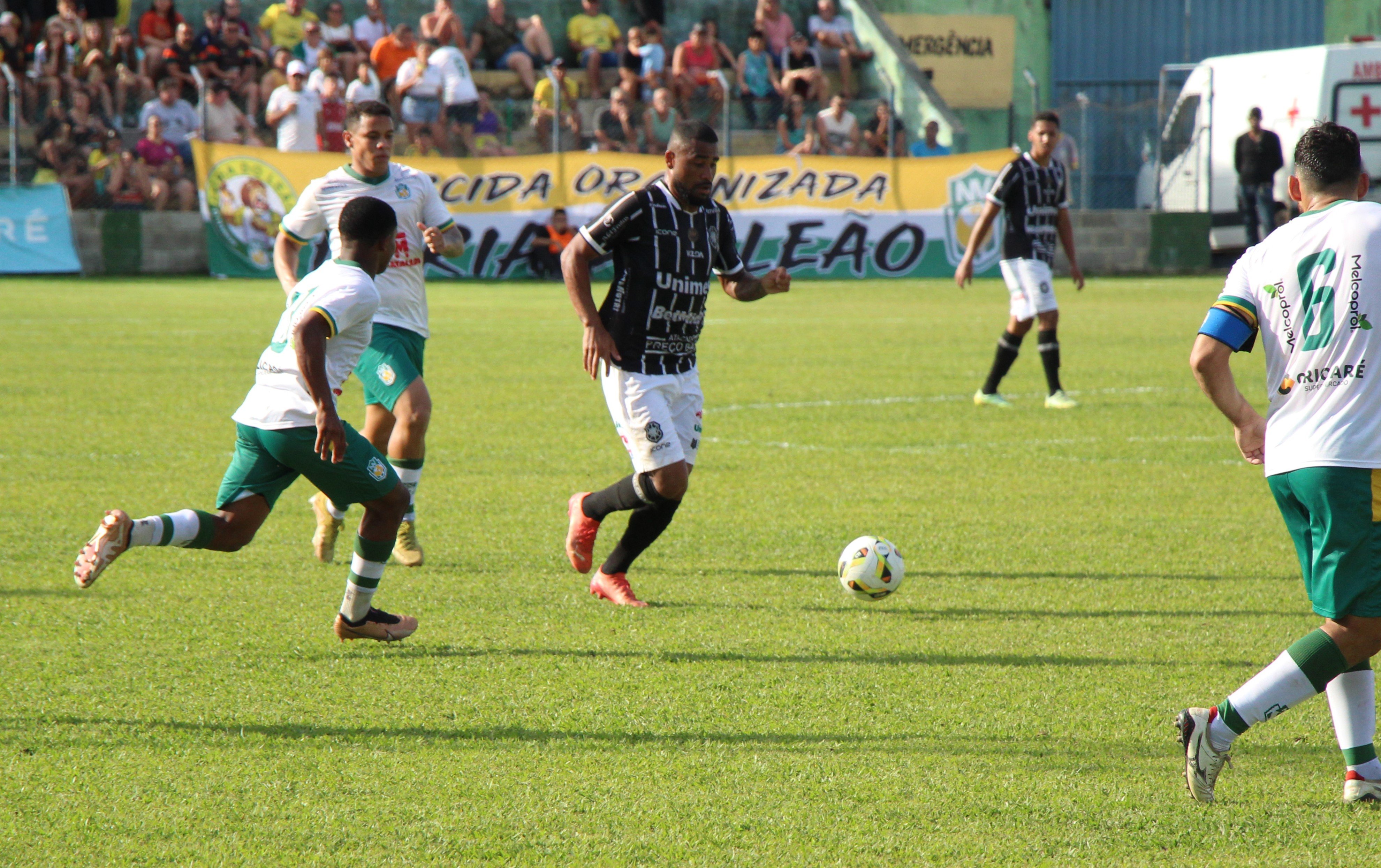 Rio Branco vence Jabaquara, elimina rival e se mantém vivo na