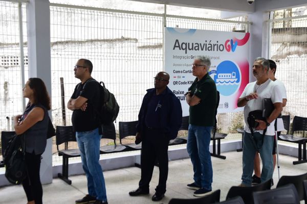 População estreia uso do aquaviário da Prainha, em Vila Velha, até a Praça do Papa, em Vitória por Ricardo Medeiros