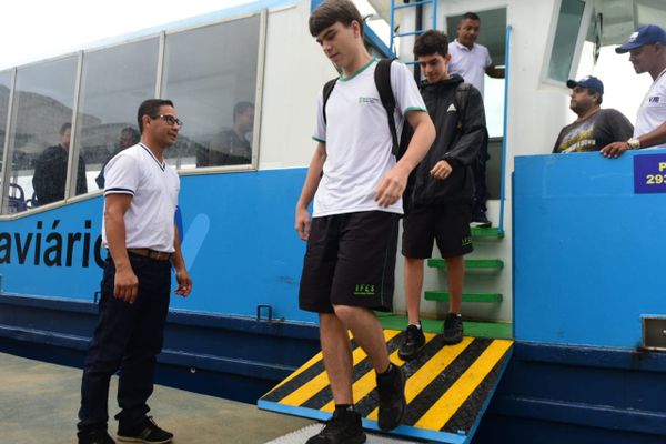 Primeiro dia de funcionamento do Aquaviário por Ricardo Medeiros