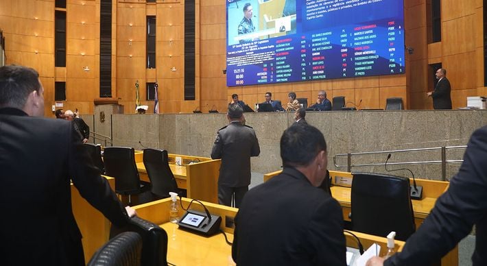 Opositores não votaram veto do governador Renato Casagrande (PSB) a projeto do Capitão Assumção (PL), que obriga câmeras de monitoramento em escolas, e bloquearam a pauta do Legislativo