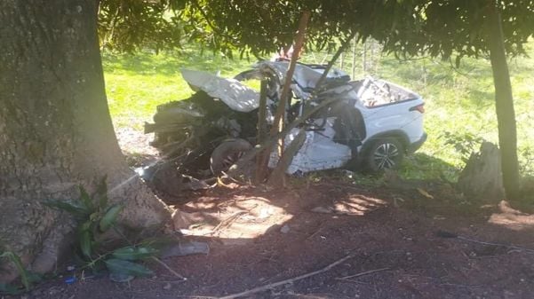 Fiat Toro envolvida em acidente com mortes em Colatina