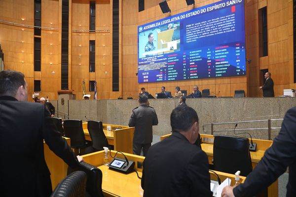 Mesmo presentes na sessão da Assembleia Legislativa desta terça-feira (22), deputados não votaram e pauta ficou trancada