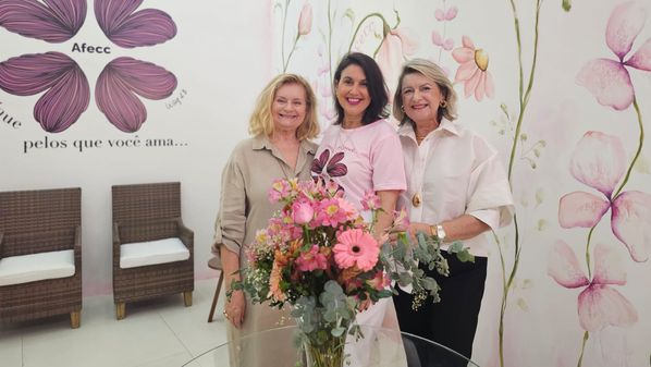 A loja campanha foi aberta nesta terça-feira (22), pela diretoria da Afecc, no Shopping Vitória; na quarta (23), a colunista Renata Rasseli recebeu convidados