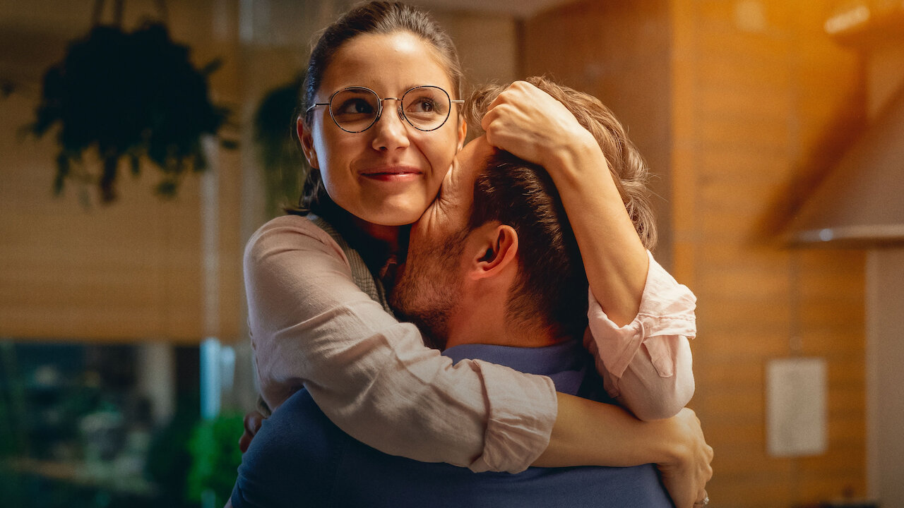 Adrianna Chlebicka e Mateusz Banasiuk  em "Amor² Para Sempre". Crédito: Netflix/Divulgação