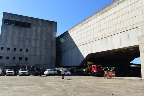 Obras no Cais das Artes, Vitória