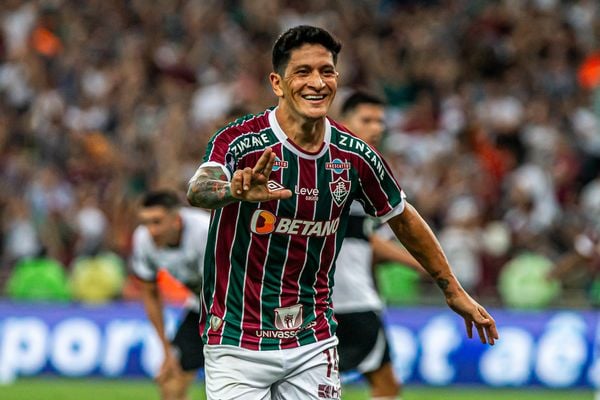 Cano marcou o gol que sacramentou a vitória do Fluminense sobre o Olímpia