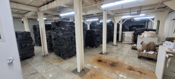 Fábrica clandestina de cigarros falsificados na Serra por Divulgação / Polícia Civil
