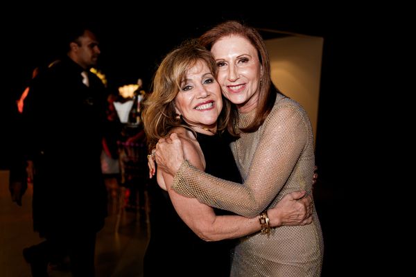 Helo Manatto e Mary Helal