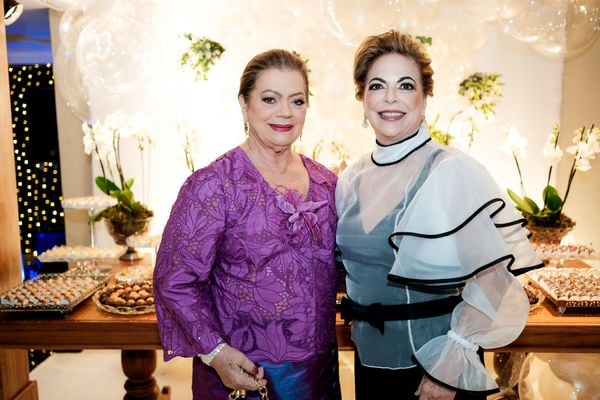 Helvia Abaurre e Leticia Pernambuco
