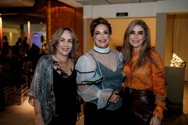 Isabel Souza, Letícia Pernambuco e Ana Paula Rody