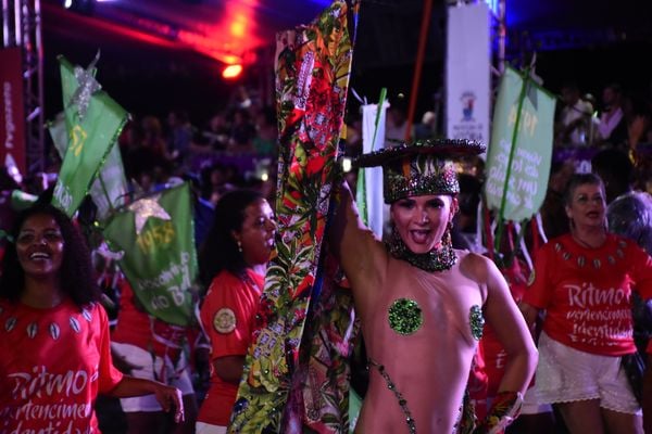 Minidesfile da Piedade no 2º dia de evento, no Pátio das Alegorias, em Vitória por Divulgação/Liesge