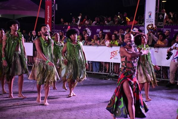 Minidesfile da Piedade no 2º dia de evento, no Pátio das Alegorias, em Vitória por Divulgação/Liesge