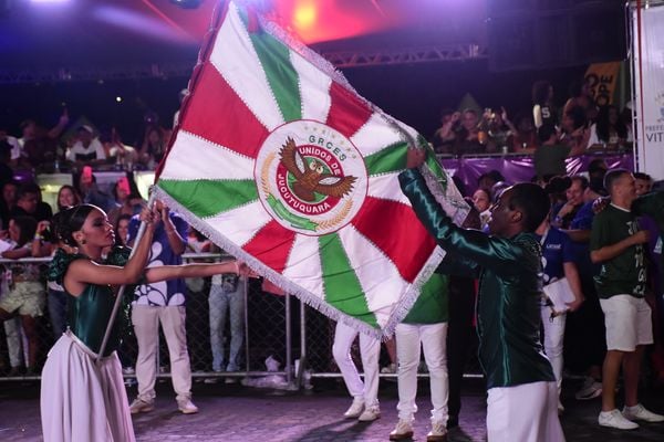 Minidesfile da Unidos de Jucutuquara no 2º dia de evento, no Pátio das Alegorias, em Vitória por Divulgação/Liesge