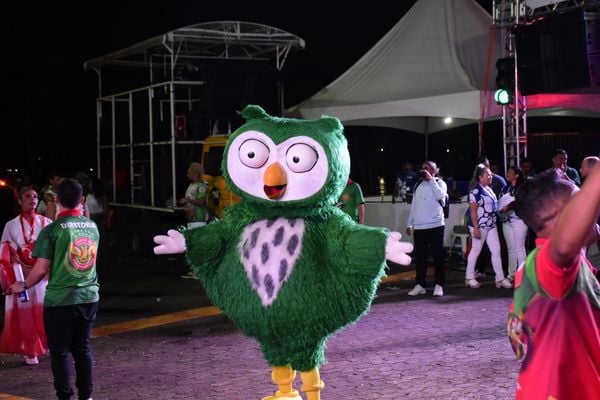 Minidesfile da Unidos de Jucutuquara no 2º dia de evento, no Pátio das Alegorias, em Vitória por Divulgação/Liesge