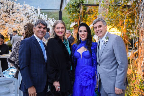 Paulo e Renata Gouvea, Claudia e Justino Mameri
