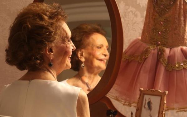 Lenira Borges tinha 100 anos e morte foi anunciada pelo perfil de sua academia de dança nas redes sociais 