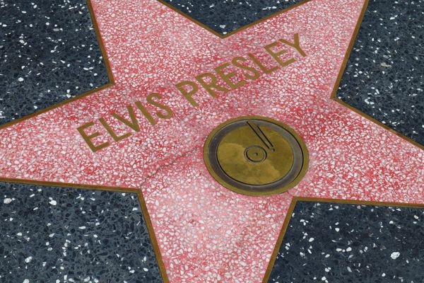 Estrela de Elvis Presley na calçada da fama de Hollywood 