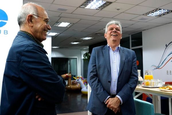 Aristóteles Passos por Fernando Madeira