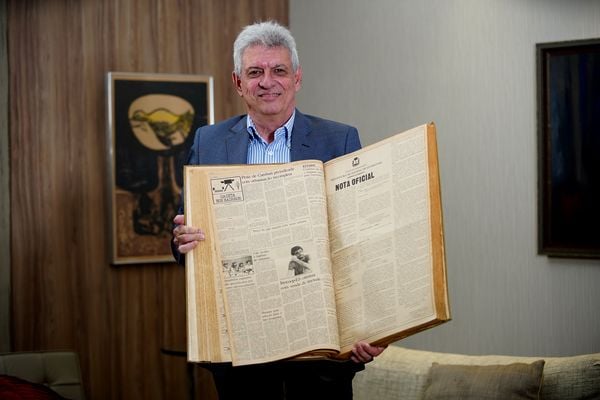 Aristóteles Passos por Fernando Madeira