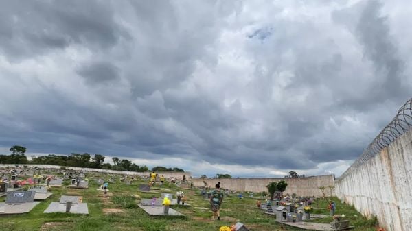 Município de Brusque, em SC, terá que realizar a exumação e transferência do corpo de um homem que foi enterrado ao lado do seu assassino 