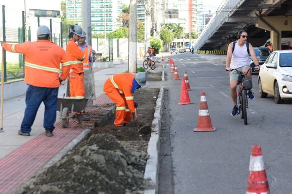 Conexão da Ciclovia da Vida em Vitória não está pronta e dificulta vida de ciclistas