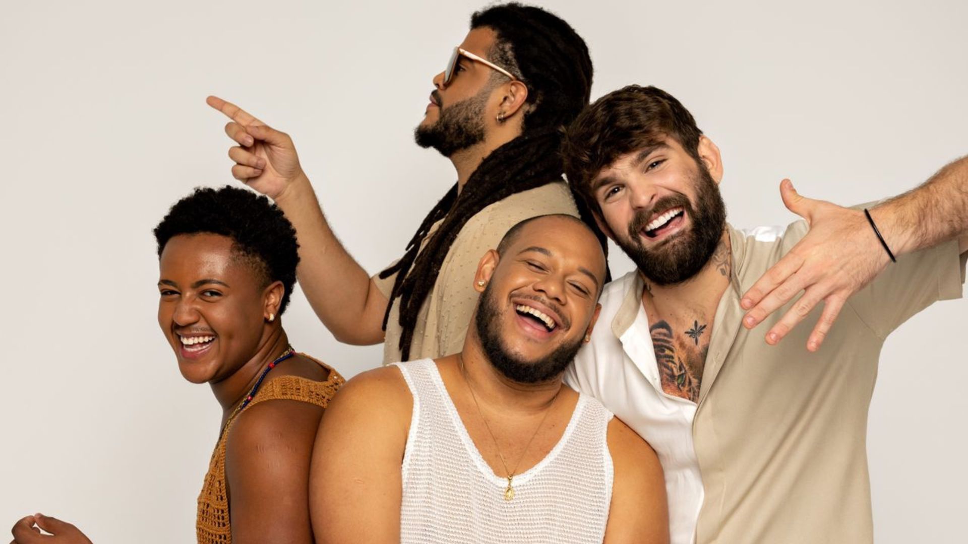 Quarteto formado pelos filhos de Carlinhos Brown, Saulo, Tonho Matéria e Reinaldinho se apresentam pela primeira vez em Vitória