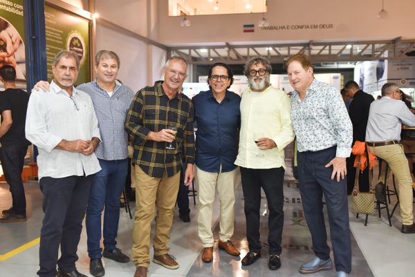 Eustaquio Palhares, Lucas Izoton, Fabio Tessarolo, Ricardo Barbosa, Chico Lins, José Elcio Lorenzon