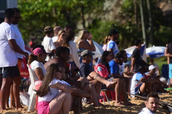 Campeonato brasileiro de body board disputado na Barra do Jucu por Vitor Jubini