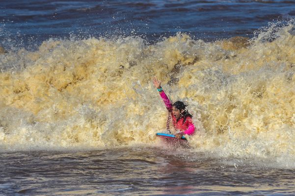 Kirtys Montenegro. Campeonato Brasileiro de bodyboarding disputado na Barra do Jucu por Vitor Jubini