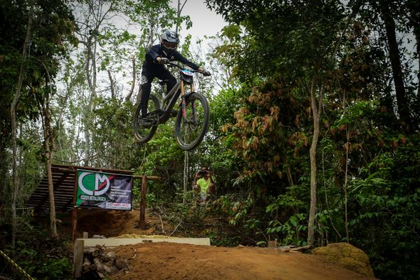 4º Etapa da Liga Capixaba de Downhill Colatina por Fernando Madeira