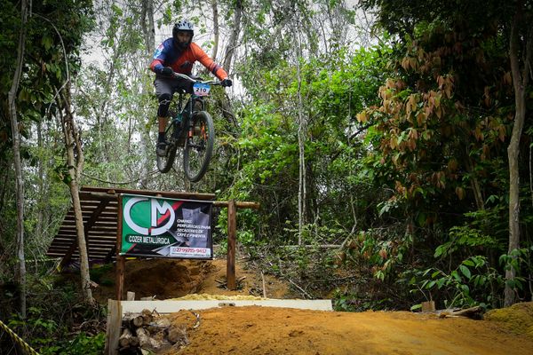 4º Etapa da Liga Capixaba de Downhill Colatina por Fernando Madeira