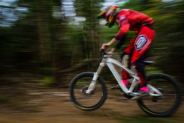 4º Etapa da Liga Capixaba de Downhill Colatina por Fernando Madeira